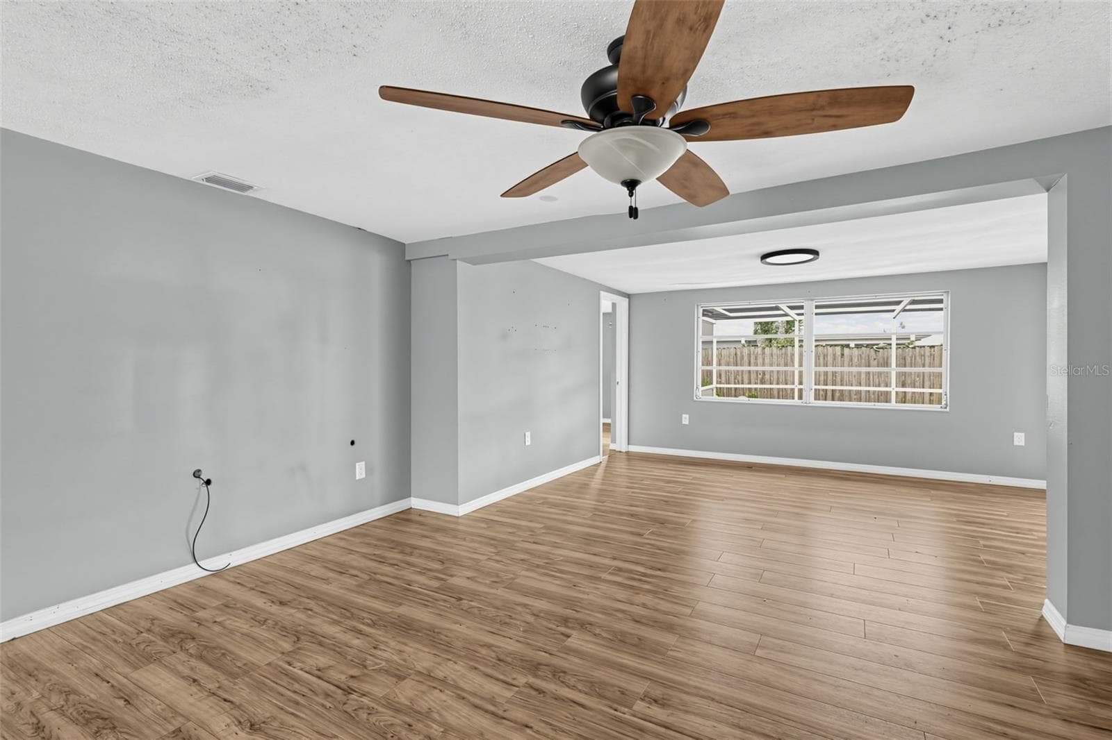 Single Family Residence at 7340 MAYFIELD DR, PORT RICHEY, photo 6 of 22