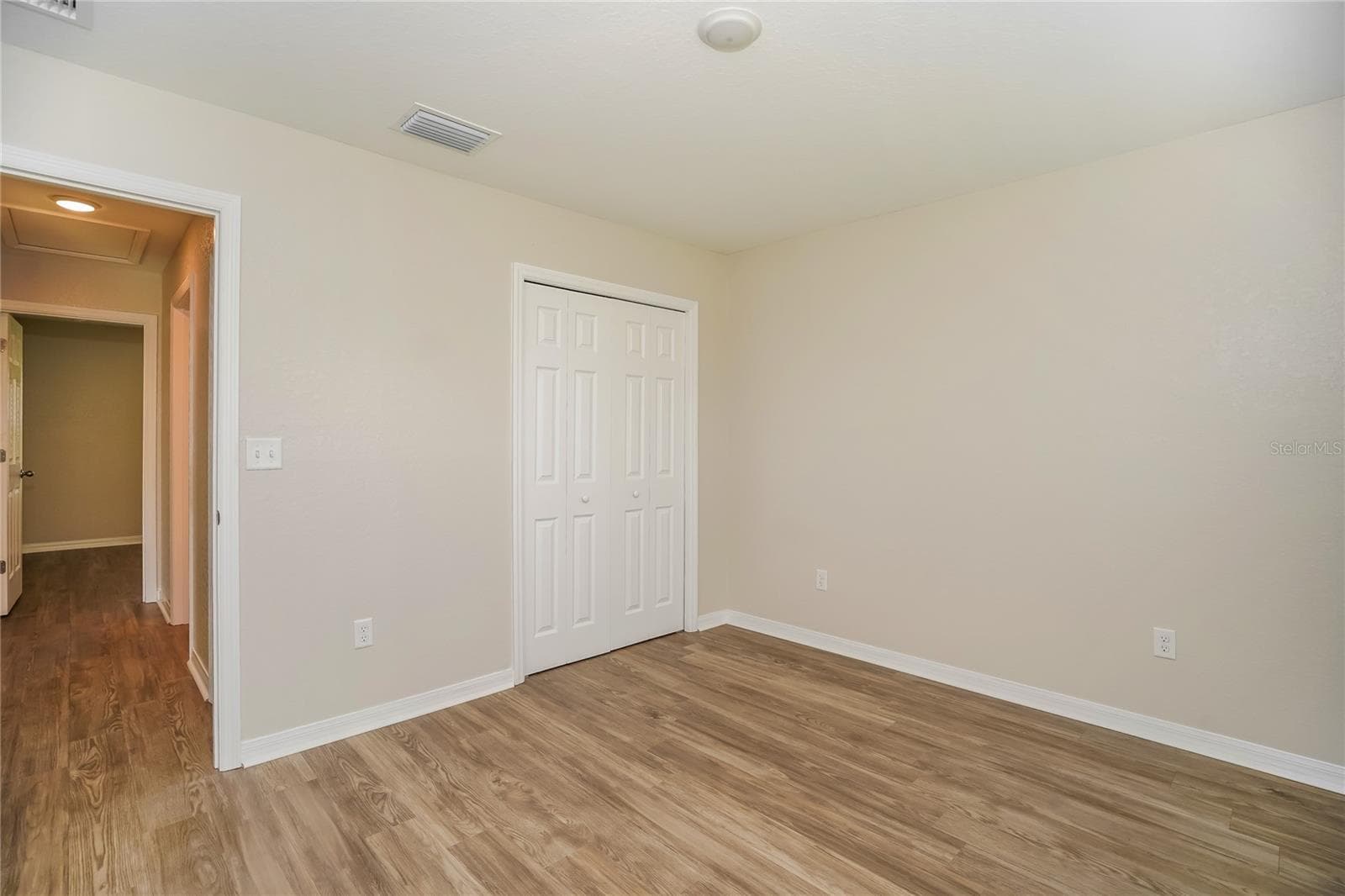 Single Family Residence at 6188 E SENECA ST, INVERNESS, photo 15 of 18