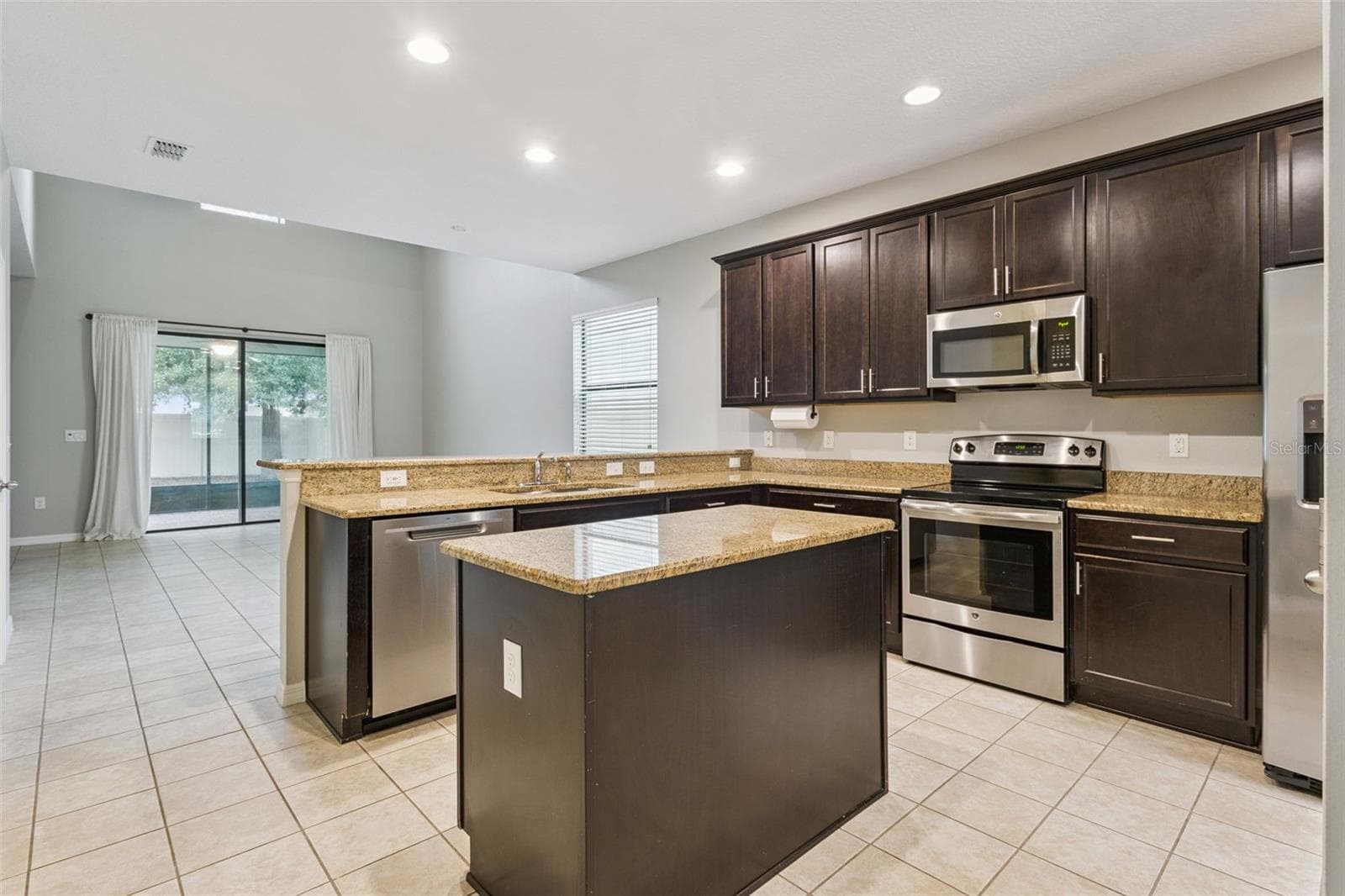 Single Family Residence at 9280 CHANDLER DR, GROVELAND, photo 13 of 48