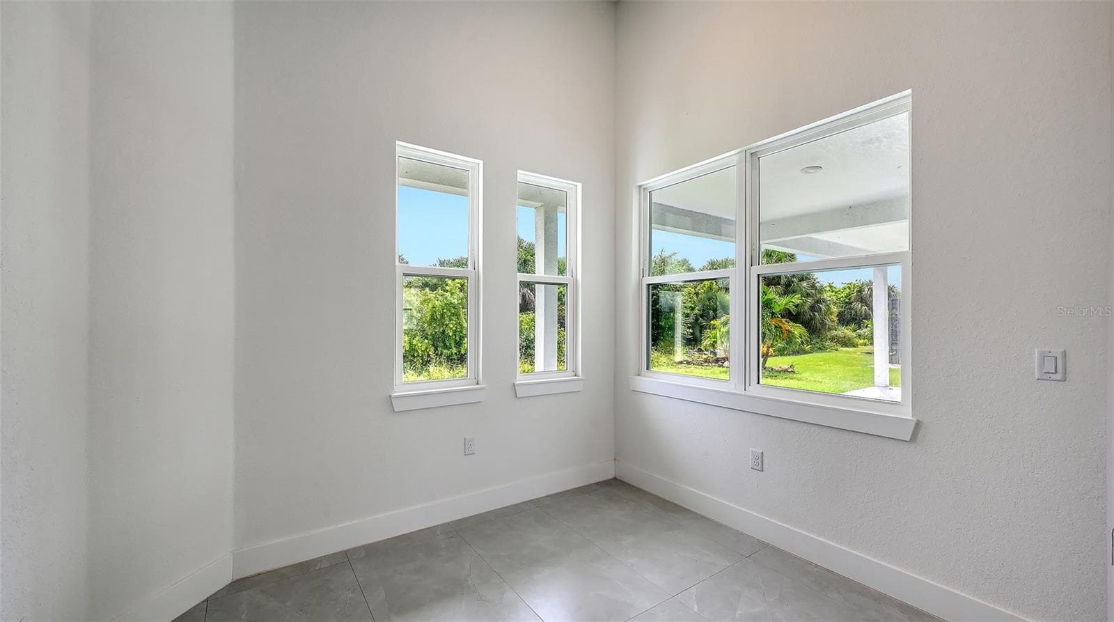 Single Family Residence at 8181 TECUMSEH CIR, PORT CHARLOTTE, photo 17 of 31