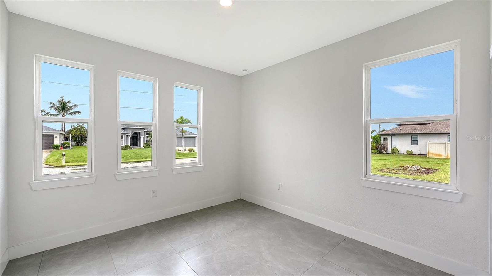 Single Family Residence at 8181 TECUMSEH CIR, PORT CHARLOTTE, photo 25 of 31