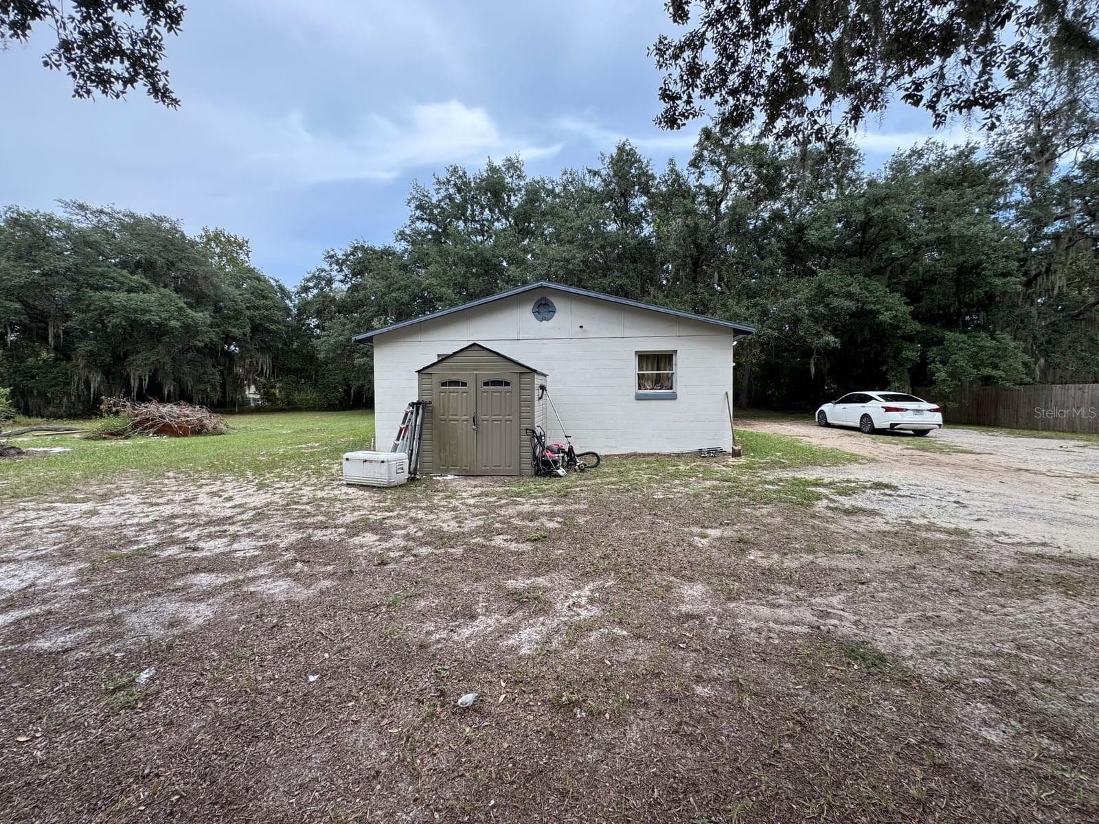 Single Family Residence at 14209 TENNESSEE AVE, ASTATULA, photo 2 of 42