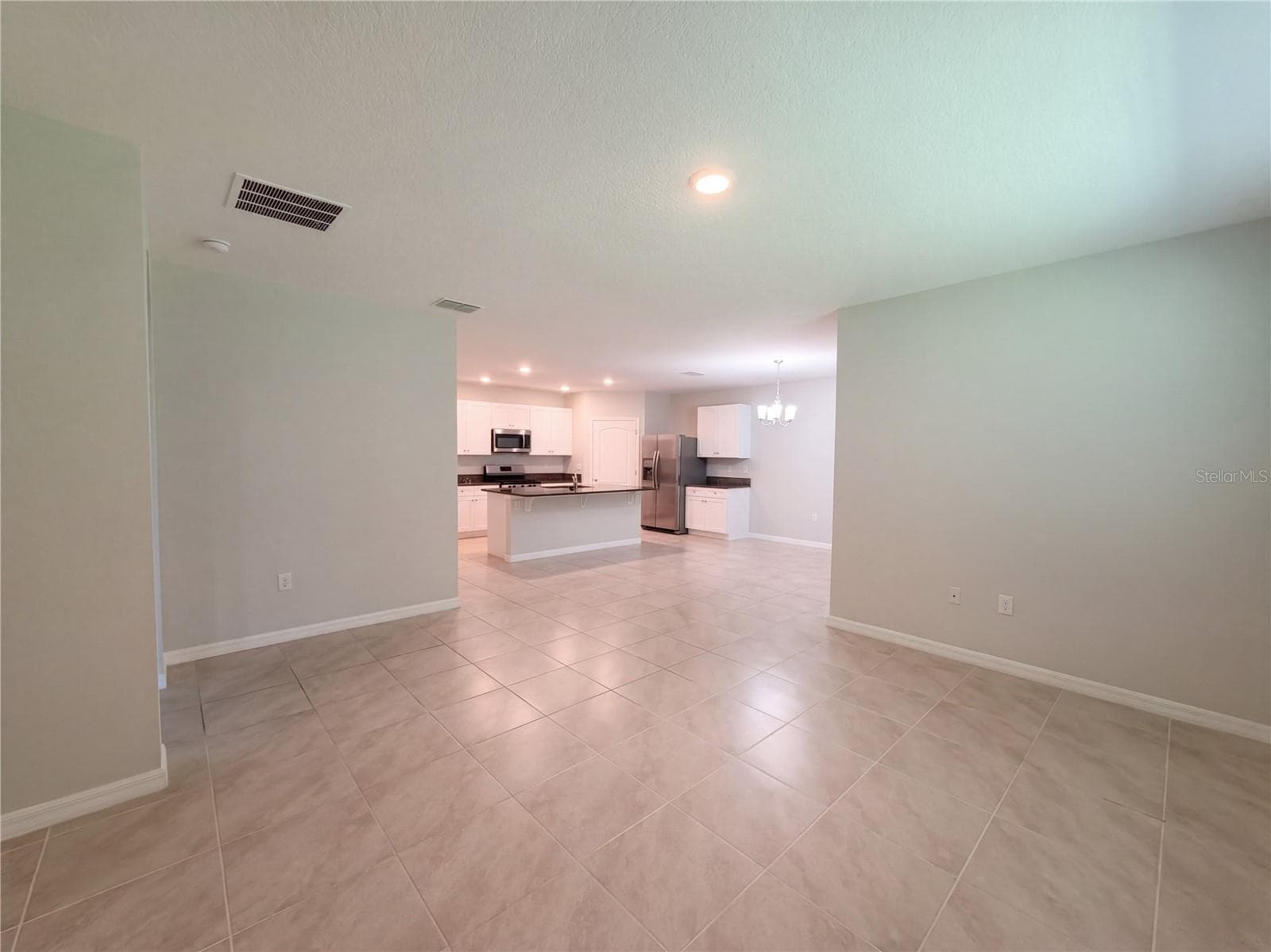 Single Family Residence at 190 POINT PLEASANT RD, DELAND, photo 3 of 15