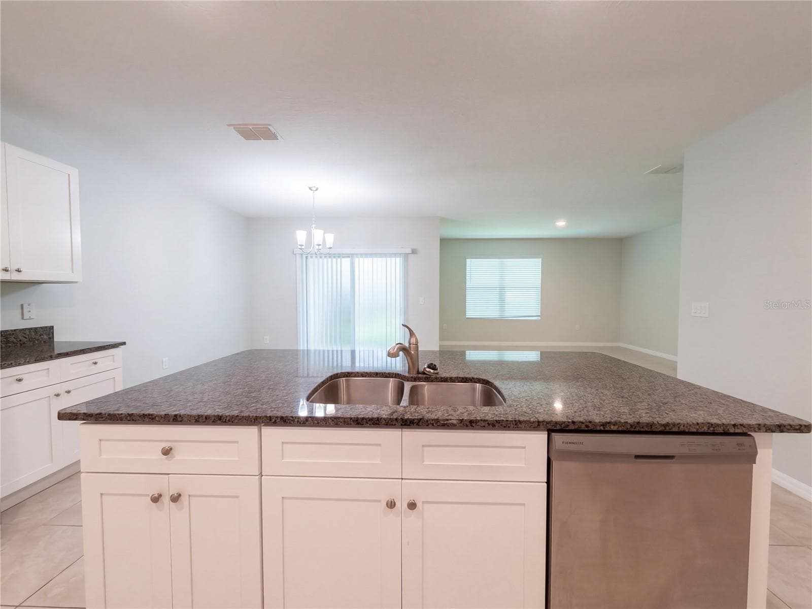 Single Family Residence at 190 POINT PLEASANT RD, DELAND, photo 8 of 15