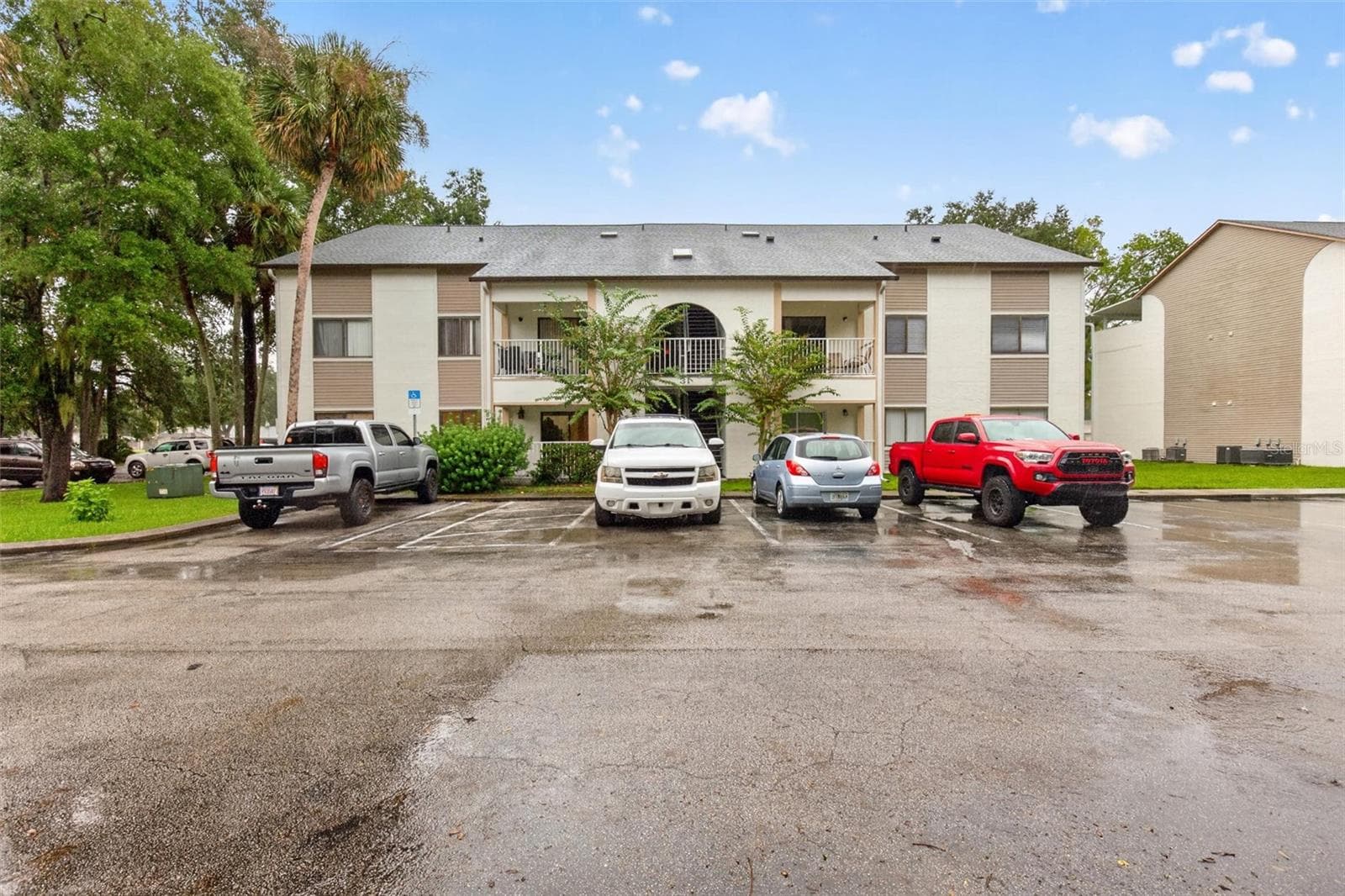 Condominium at 3107 OAK TRAIL RUN #3107, PORT ORANGE, photo 32 of 33