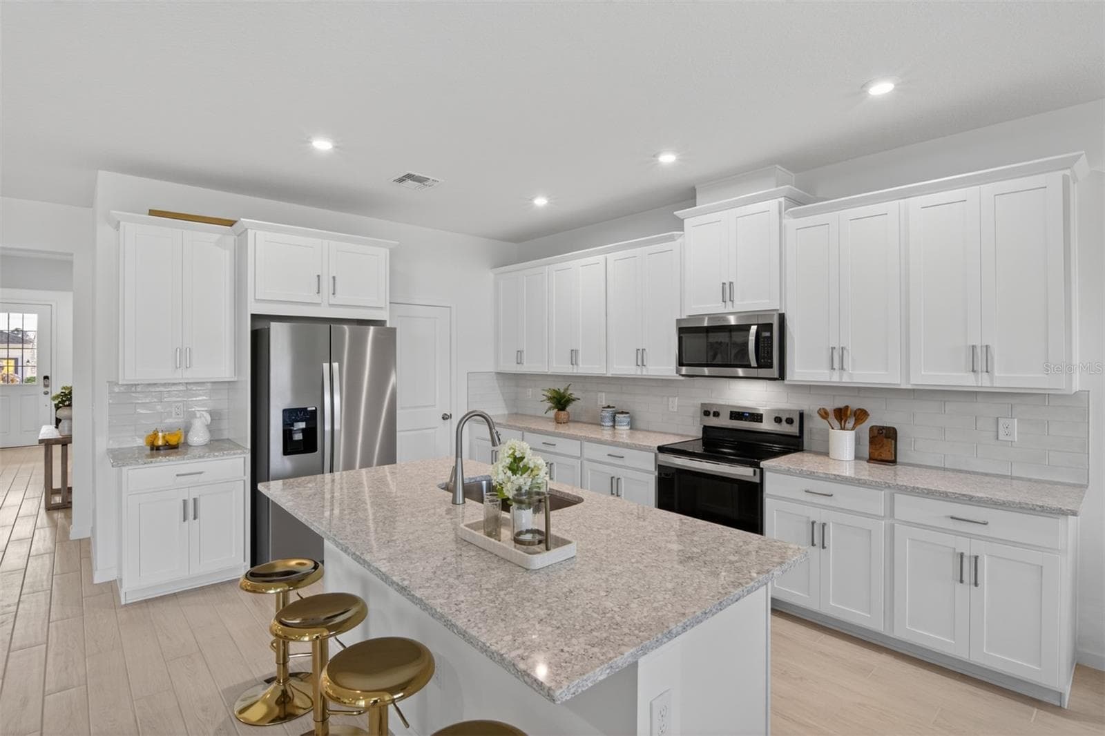 Glacier Bay Kitchen - 2811 SWEET ACACIA DR, CLERMONT
