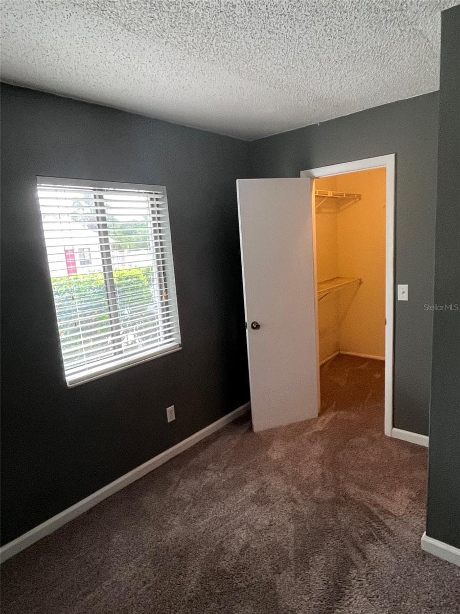 primary bed walkin - 2050 HUNTERS GLEN DR #614, DUNEDIN