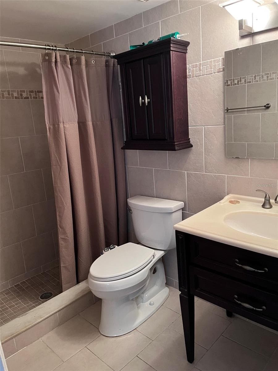 Condominium at 2050 HUNTERS GLEN DR #614, DUNEDIN, photo 20 of 24