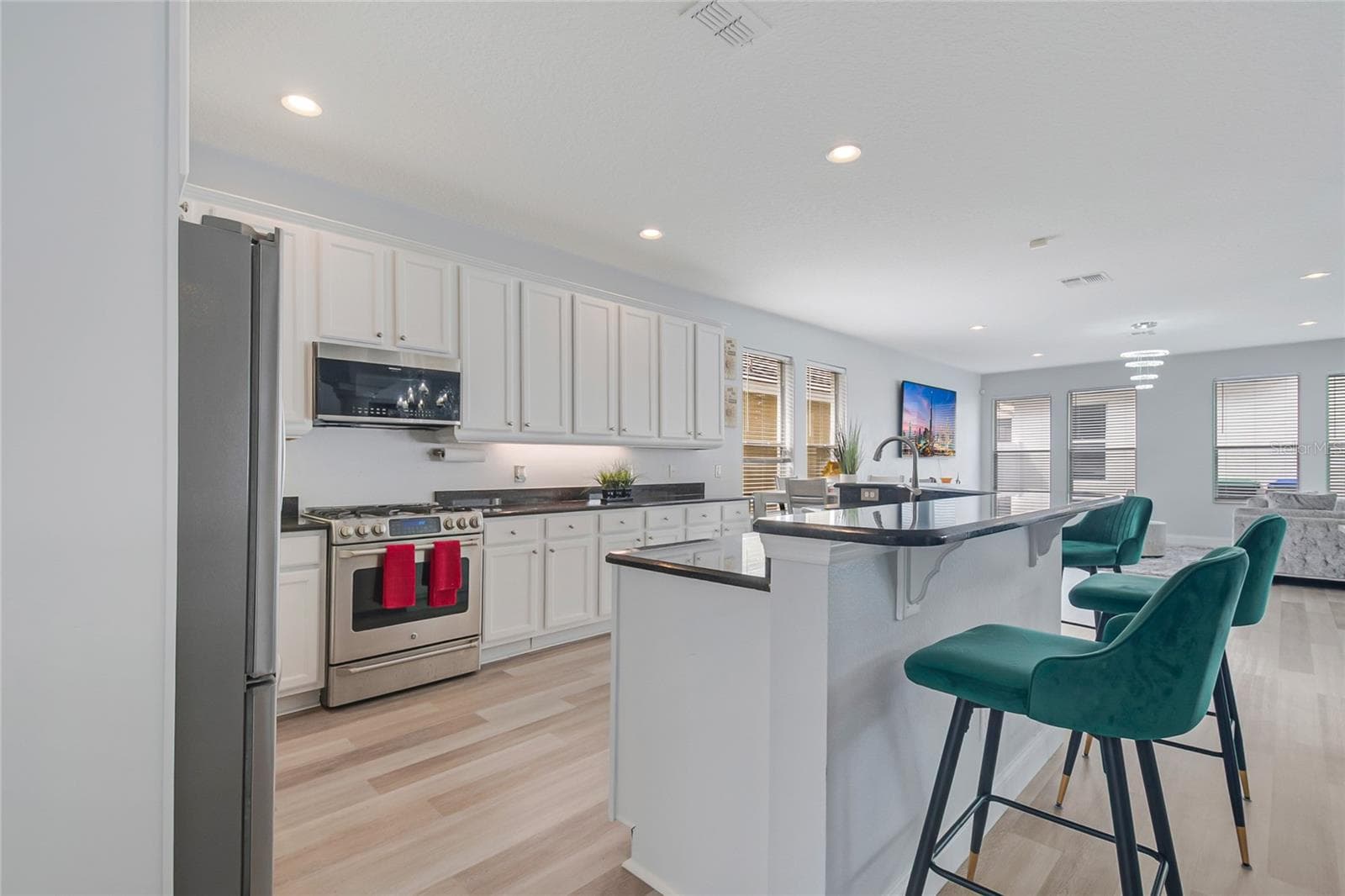 Single Family Residence at 7186 WILD STRAWBERRY RUN, WINTER GARDEN, photo 24 of 76