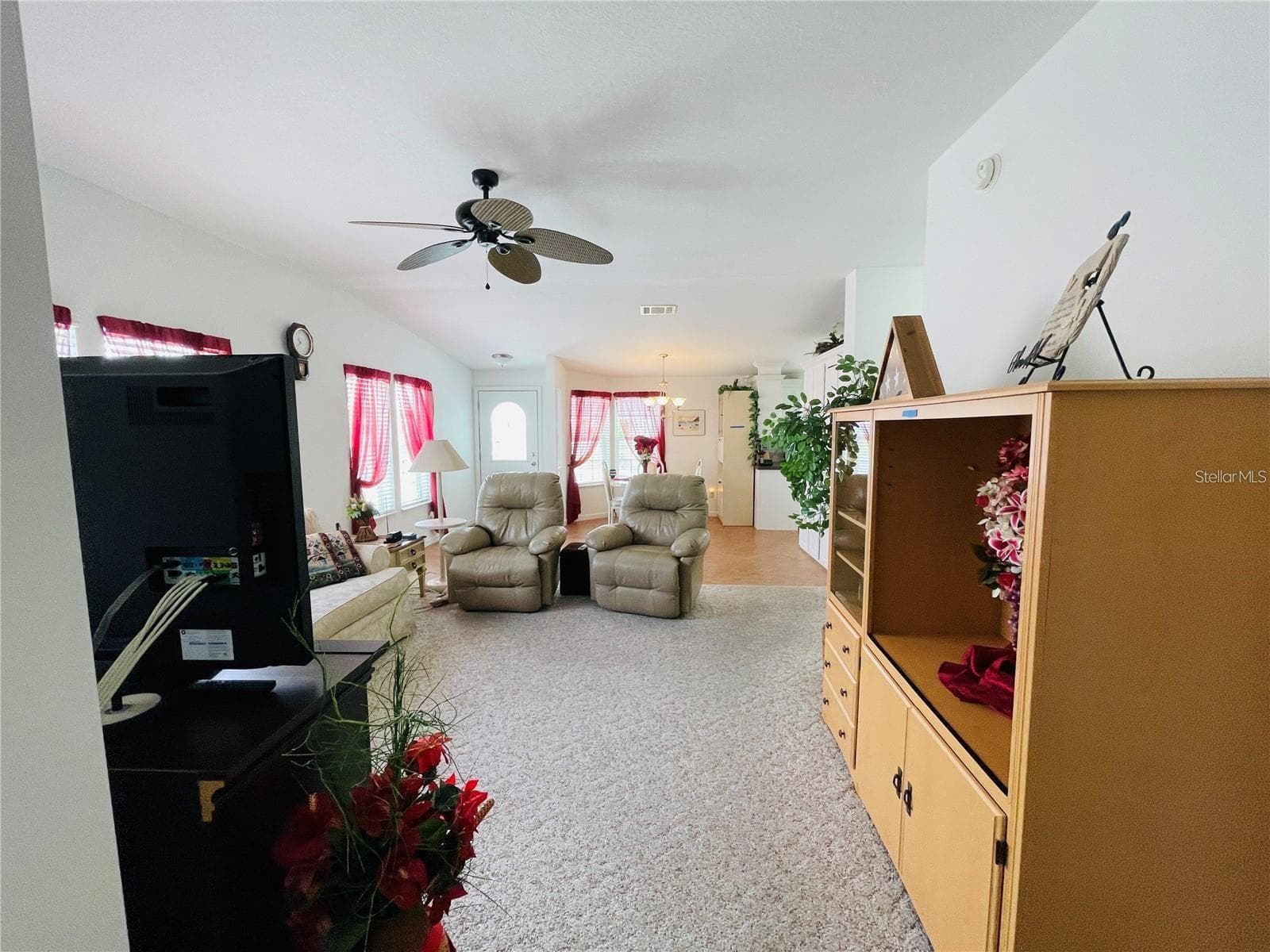 Manufactured Home at 634 LEISURE, VENICE, photo 3 of 25