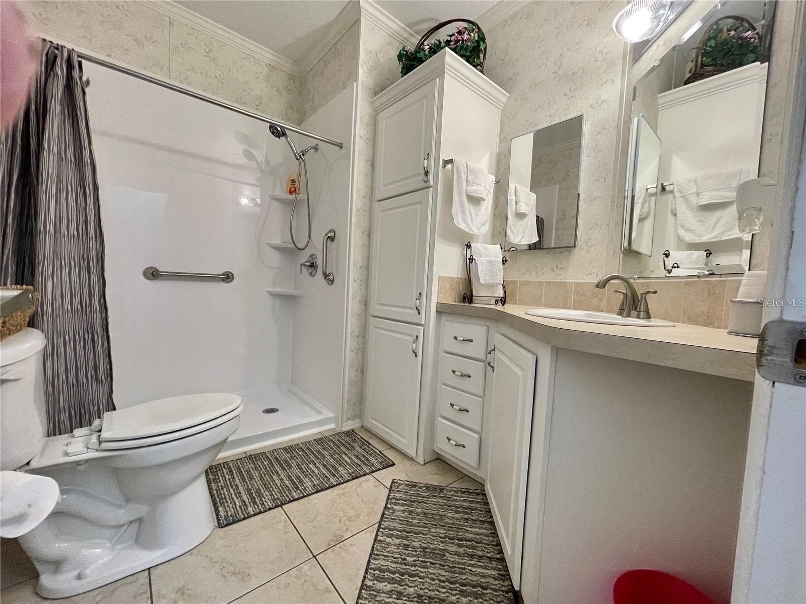 Manufactured Home at 634 LEISURE, VENICE, photo 17 of 25
