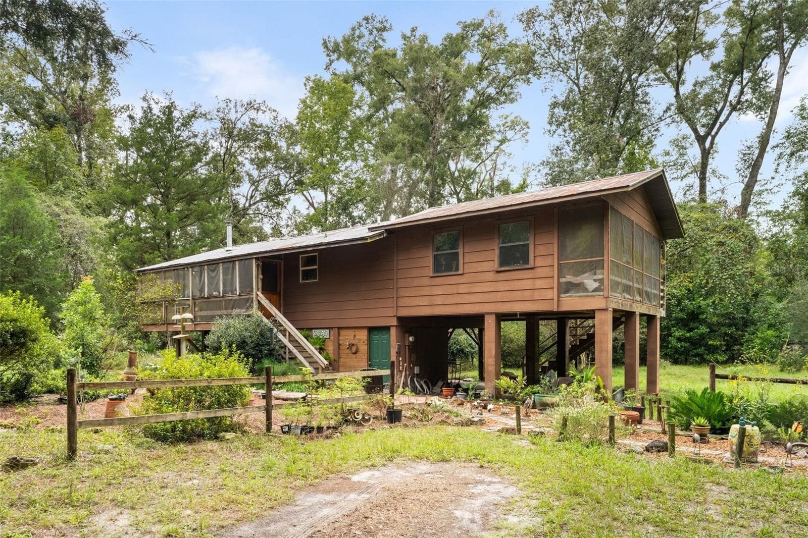 Single Family Residence at 568 SW RATTLESNAKE GLN, FORT WHITE, photo 2 of 31