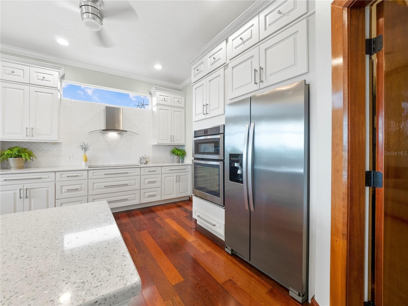 Single Family Residence at 908 BAYSHORE DR, TERRA CEIA, photo 10 of 101
