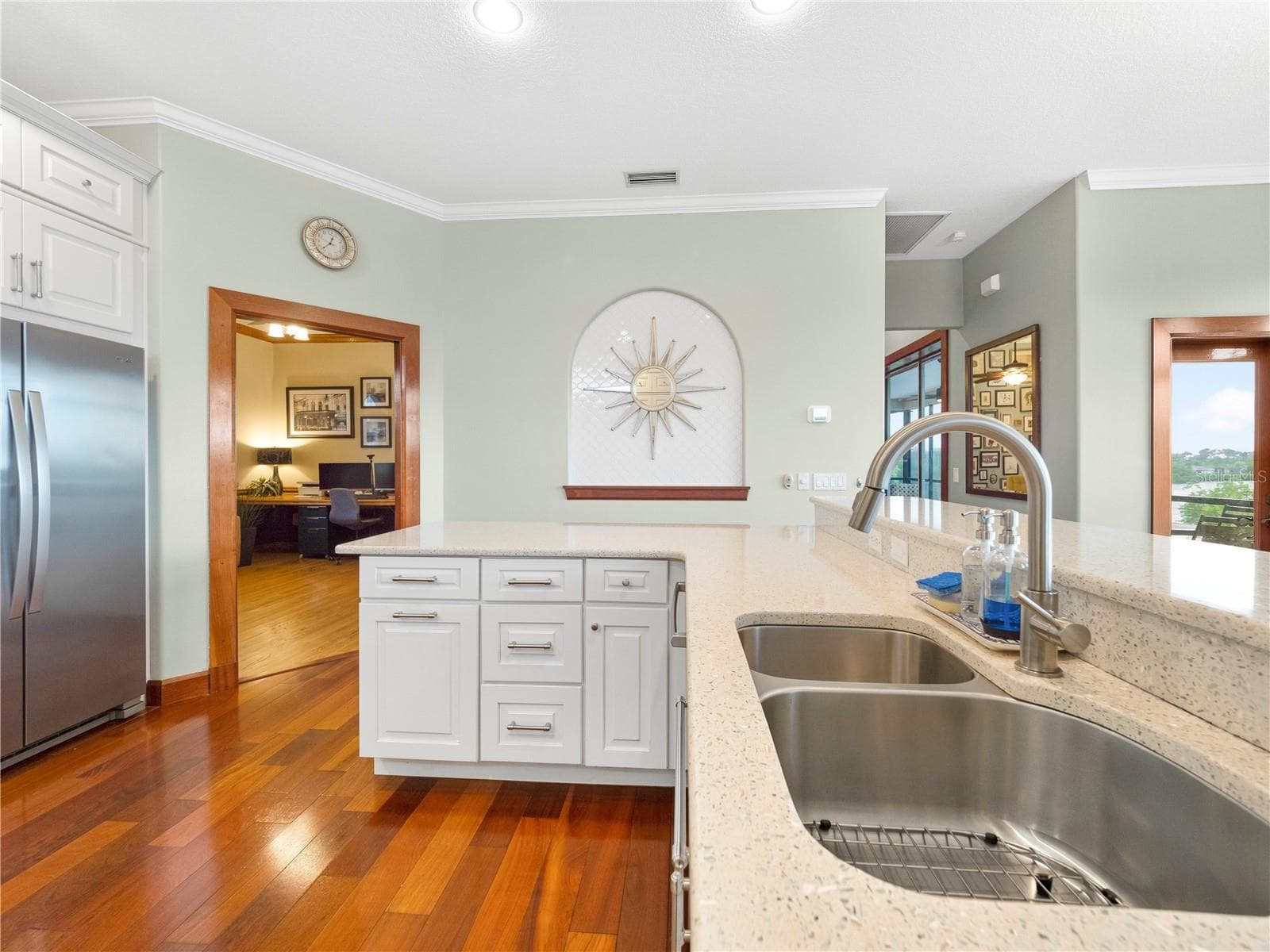 Single Family Residence at 908 BAYSHORE DR, TERRA CEIA, photo 12 of 101