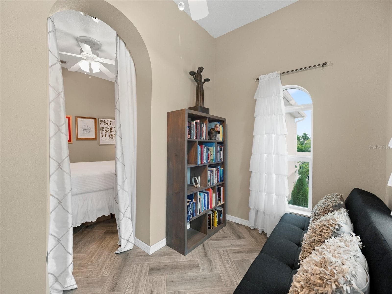 Attached office space - 908 BAYSHORE DR, TERRA CEIA