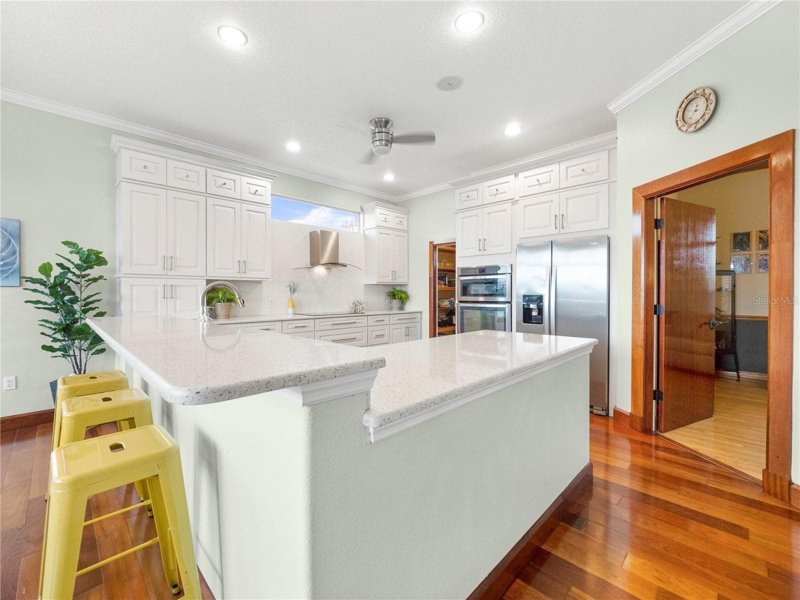 Single Family Residence at 908 BAYSHORE DR, TERRA CEIA, photo 9 of 101