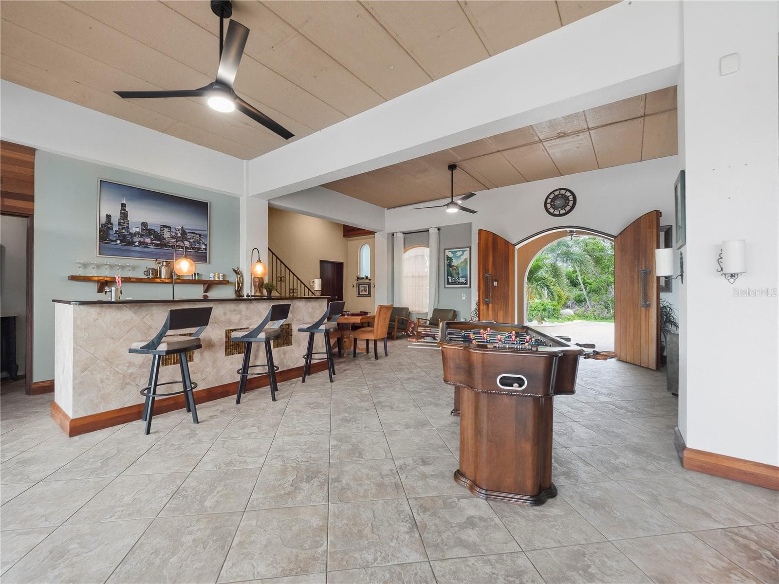 Bar and pool bathroom - 908 BAYSHORE DR, TERRA CEIA