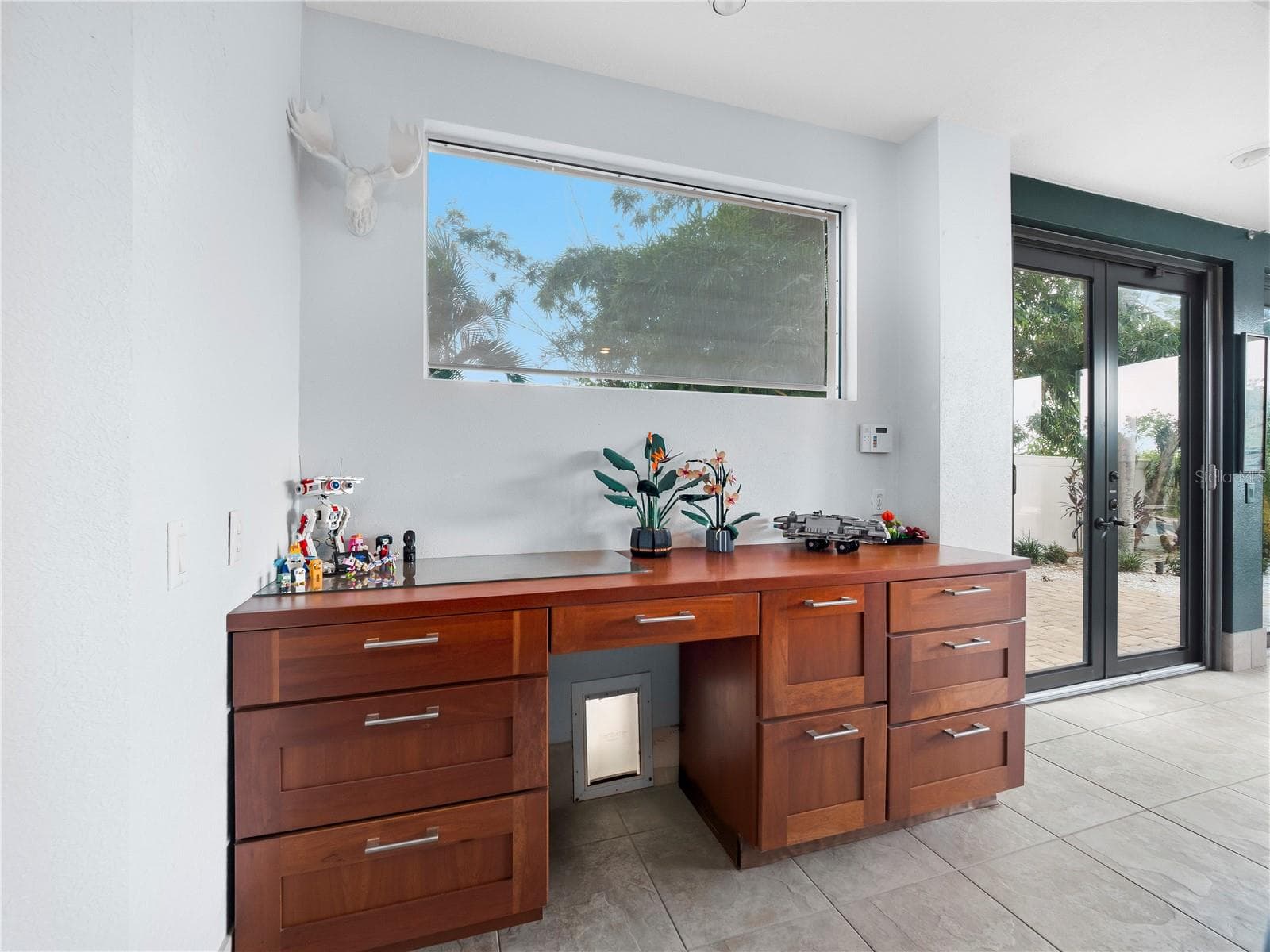 Apartment Office Space - 908 BAYSHORE DR, TERRA CEIA