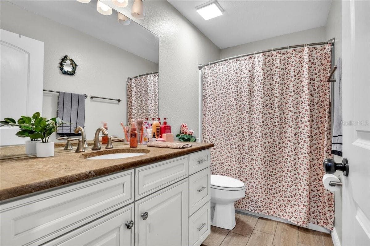 GUEST BATHROOM - 3409 ANDALUSIA BLVD, CAPE CORAL