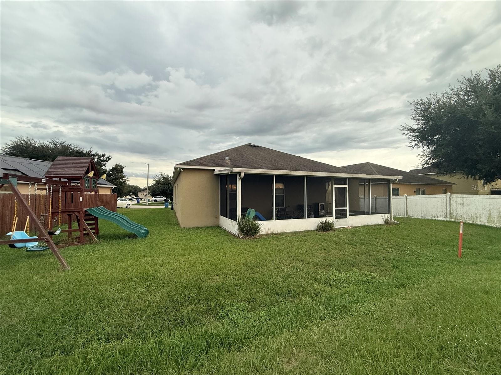 Single Family Residence at 1812 EAGLE PINES CIR, EAGLE LAKE, photo 27 of 30