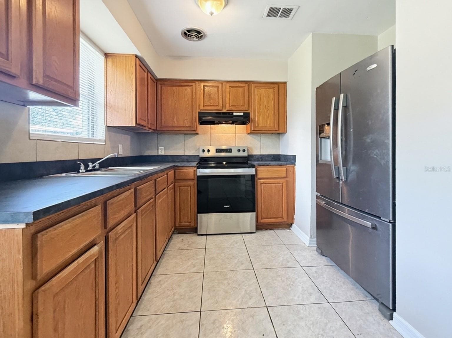 Single Family Residence at 1314 HIALEAH DR, ORLANDO, photo 6 of 22