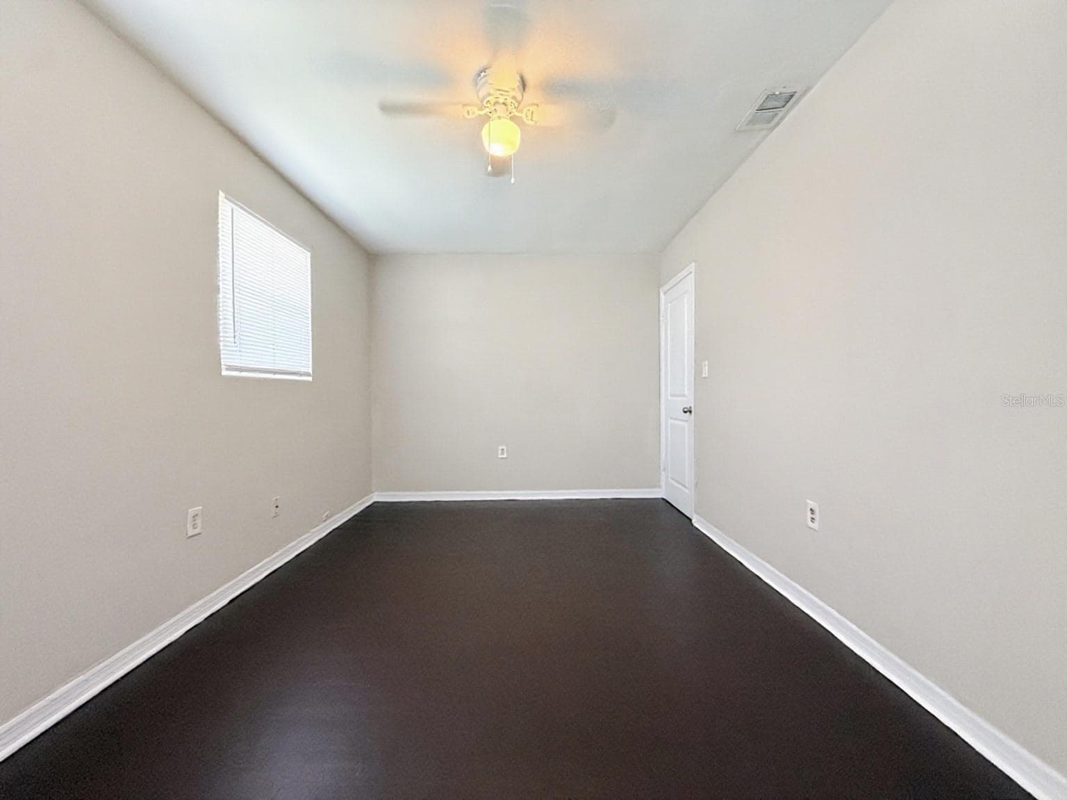 Single Family Residence at 1314 HIALEAH DR, ORLANDO, photo 11 of 22