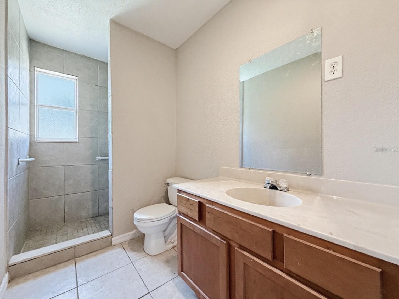 Single Family Residence at 1314 HIALEAH DR, ORLANDO, photo 12 of 22