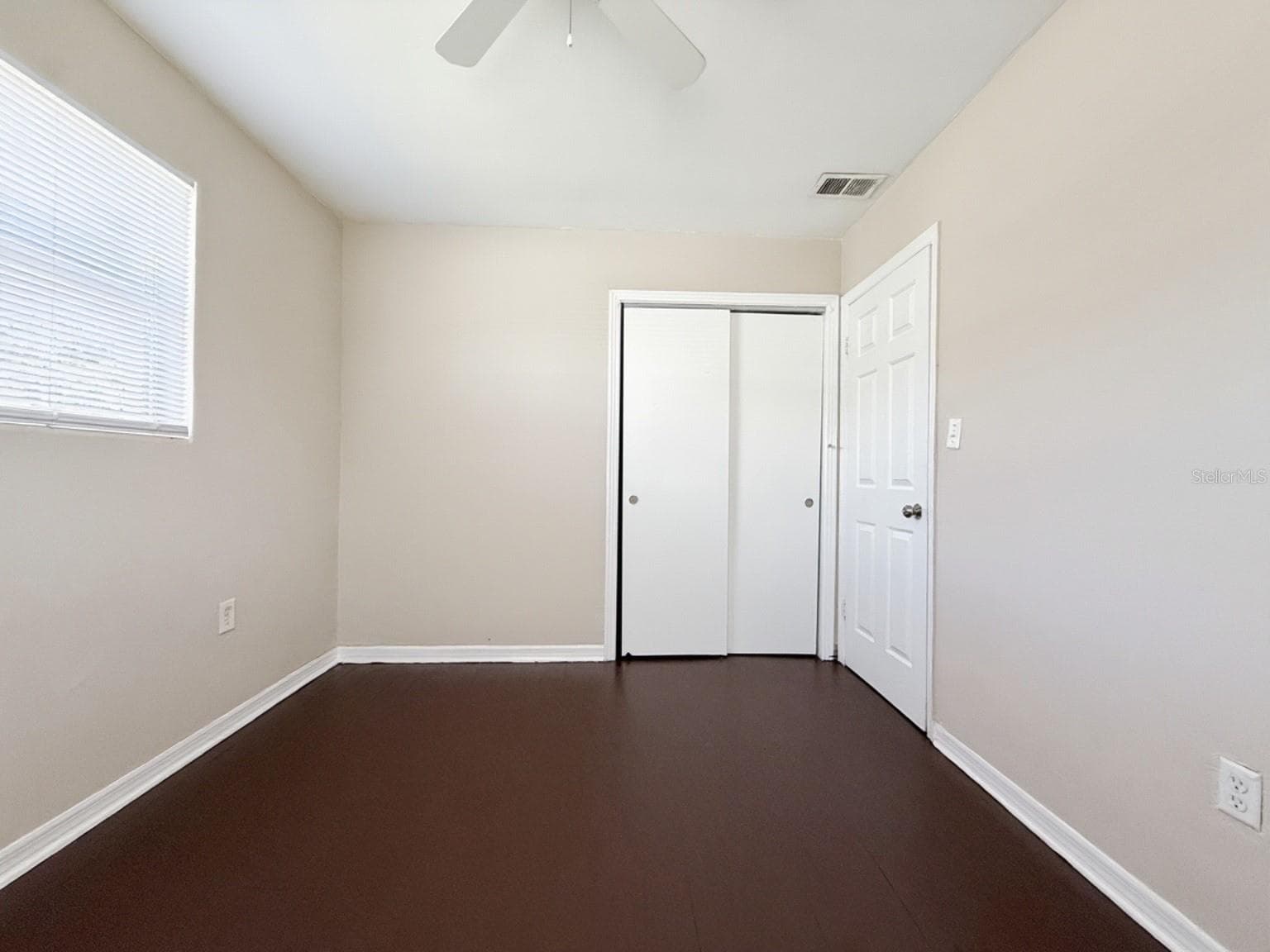 Single Family Residence at 1314 HIALEAH DR, ORLANDO, photo 16 of 22