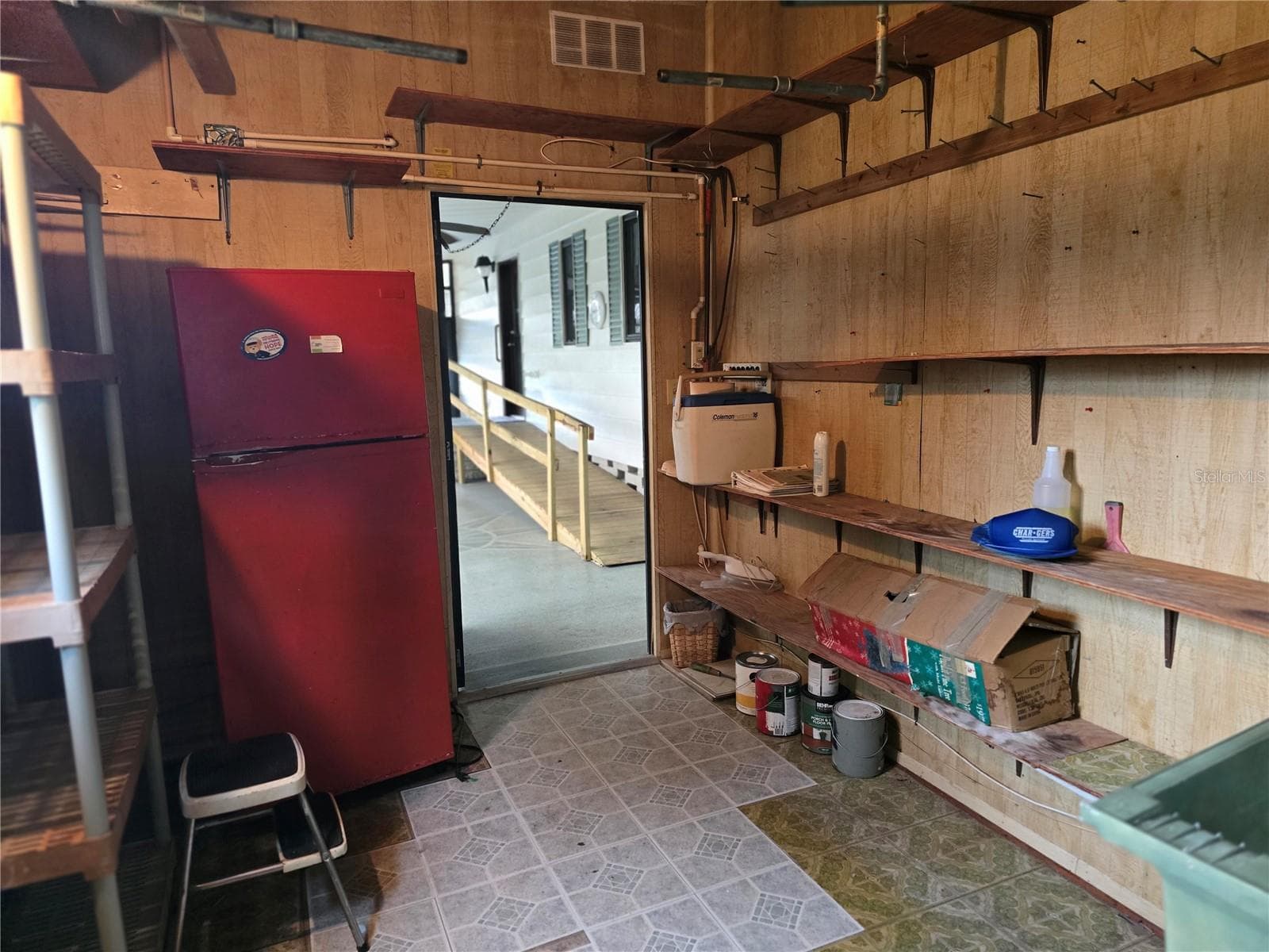 WORKSHOP/STORAGE - 16802 HARLEY ST, HUDSON