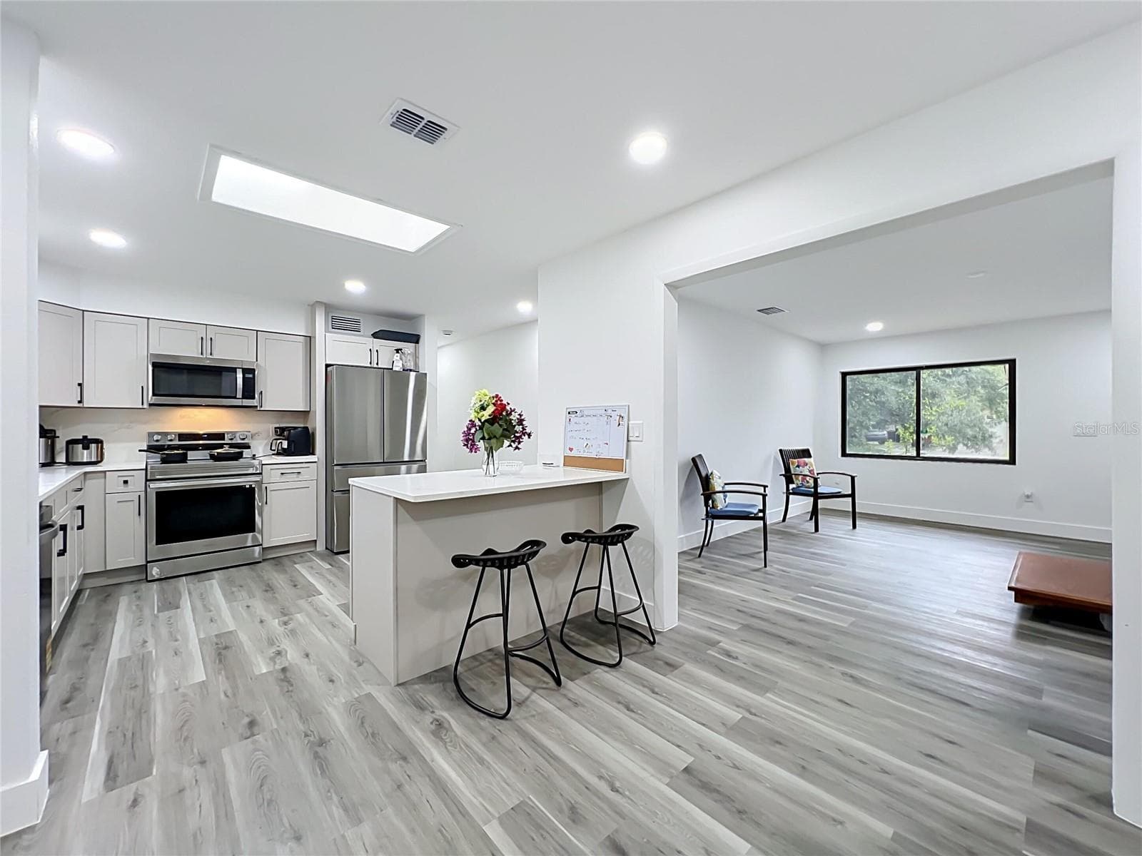 Single Family Residence at 731 BONGART RD, WINTER PARK, photo 8 of 51