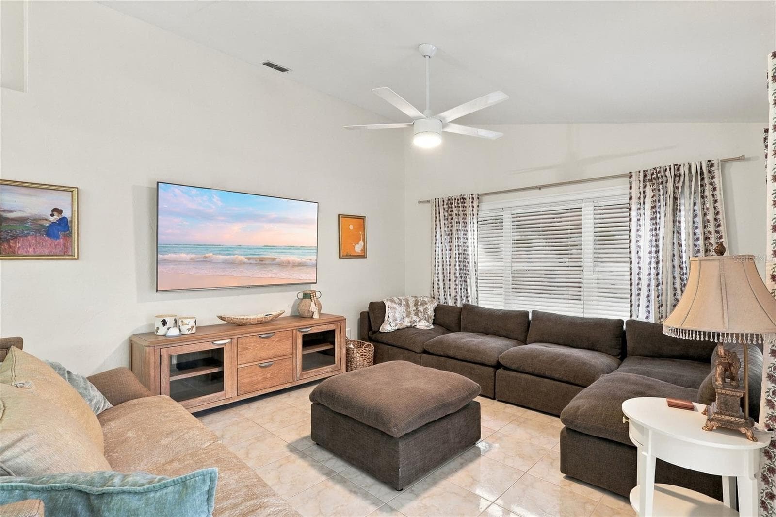 Single Family Residence at EDGEWATER, photo 11 of 41