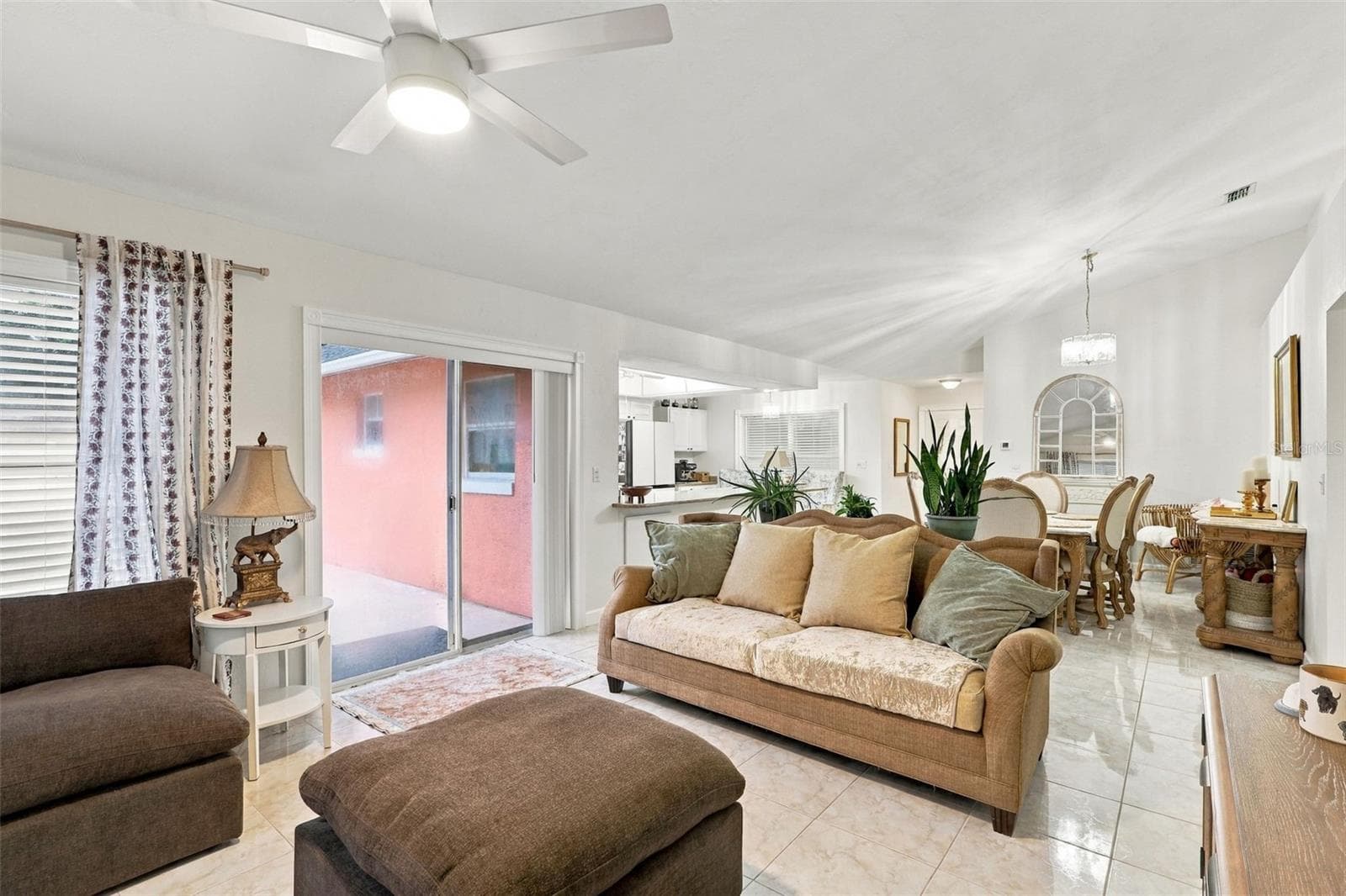 Single Family Residence at EDGEWATER, photo 13 of 41