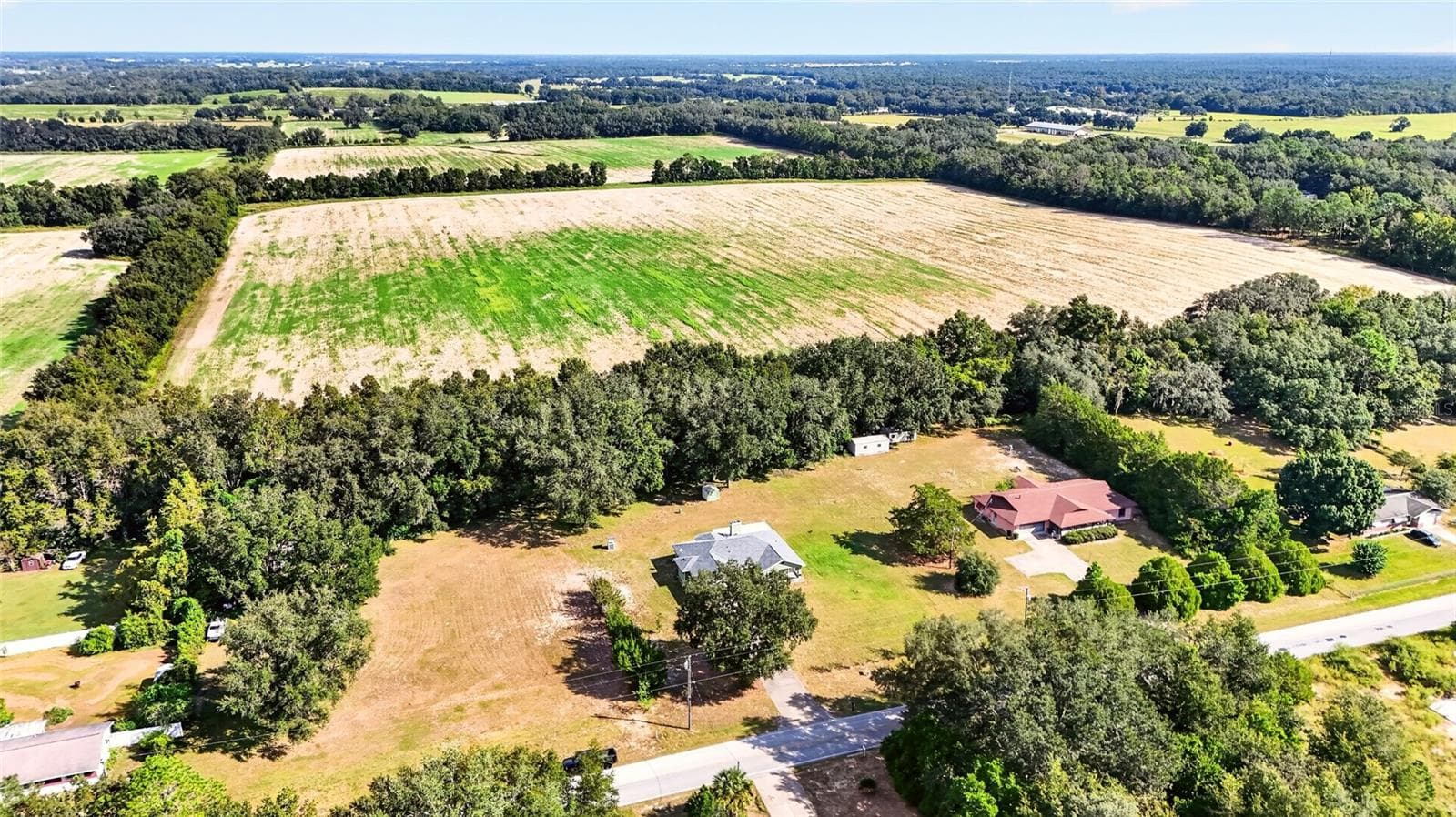 Single Family Residence at 20191 SW MARINE BLVD, DUNNELLON, photo 9 of 82
