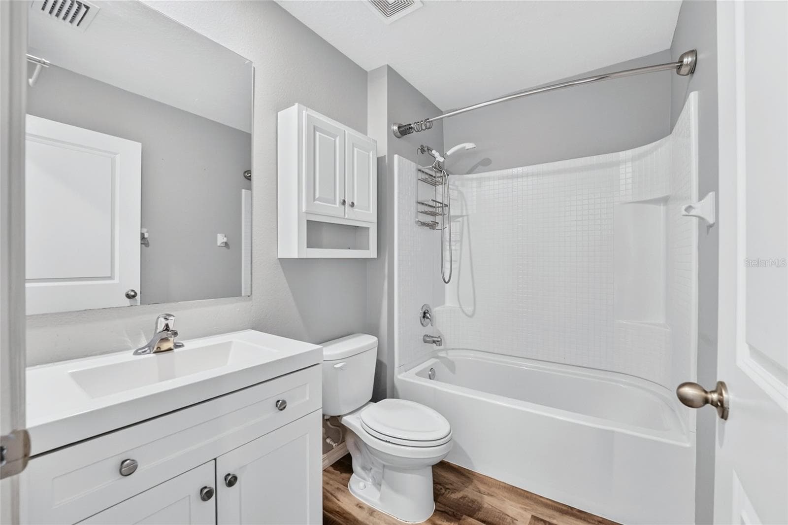 First Floor Bathroom - 879 NW 251ST DR, NEWBERRY