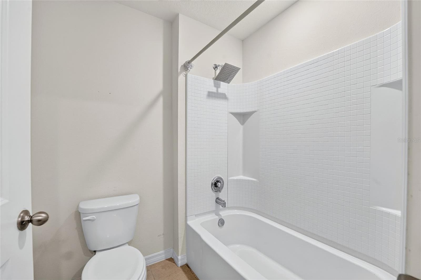 Separate shower and toliet - 879 NW 251ST DR, NEWBERRY