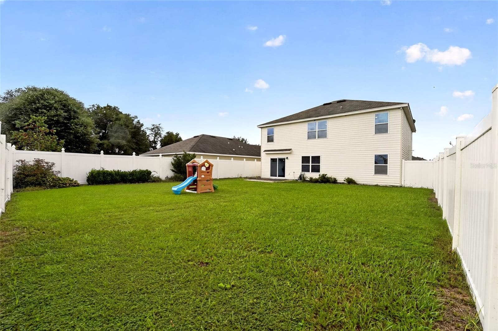 Single Family Residence at 879 NW 251ST DR, NEWBERRY, photo 37 of 54