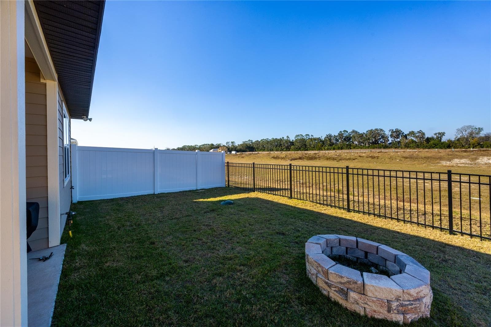Single Family Residence at 24328 SW 17TH LN, NEWBERRY, photo 23 of 34