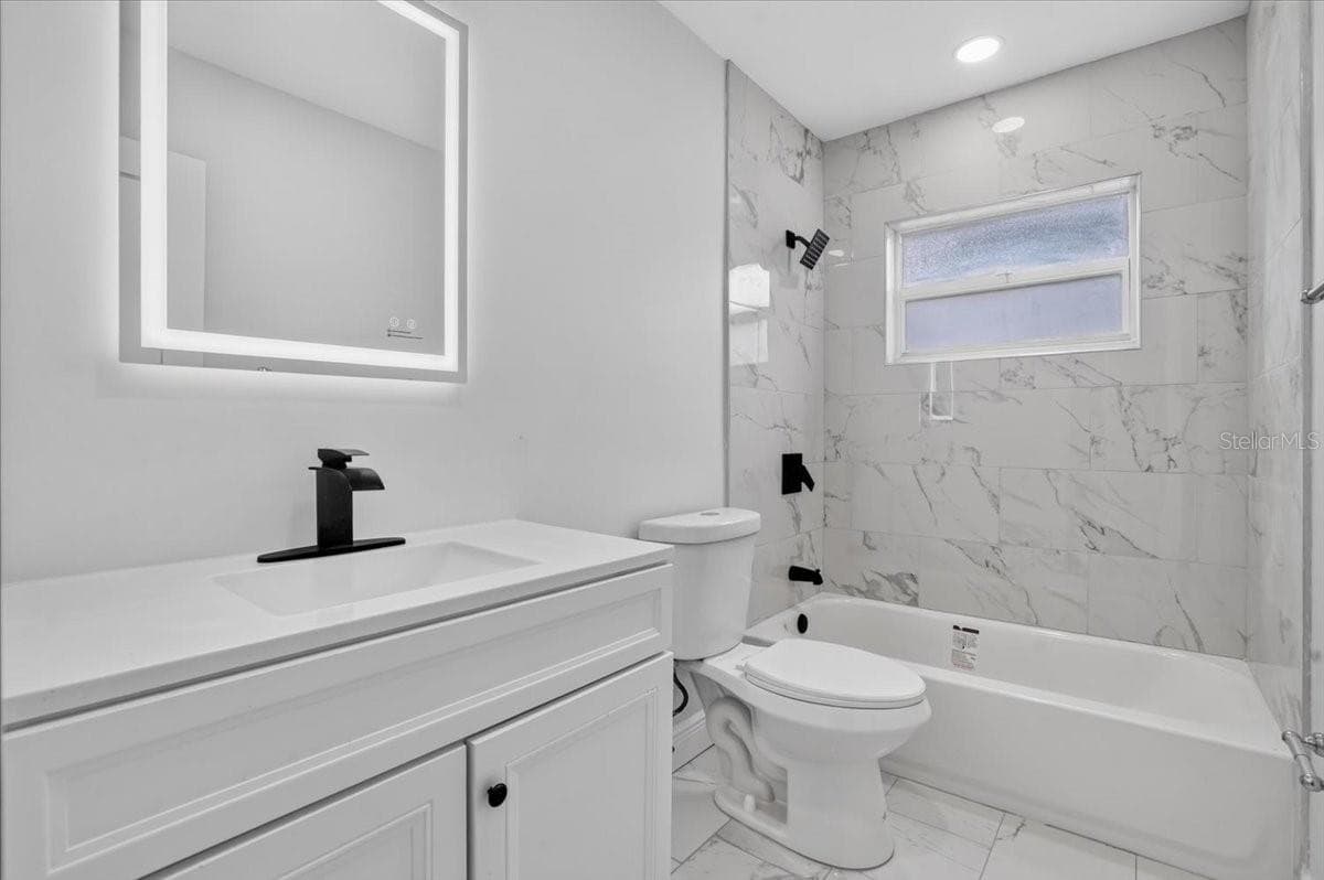 Single Family Residence at 6810 DR MARTIN LUTHER KING JR ST N, ST PETERSBURG, photo 28 of 33