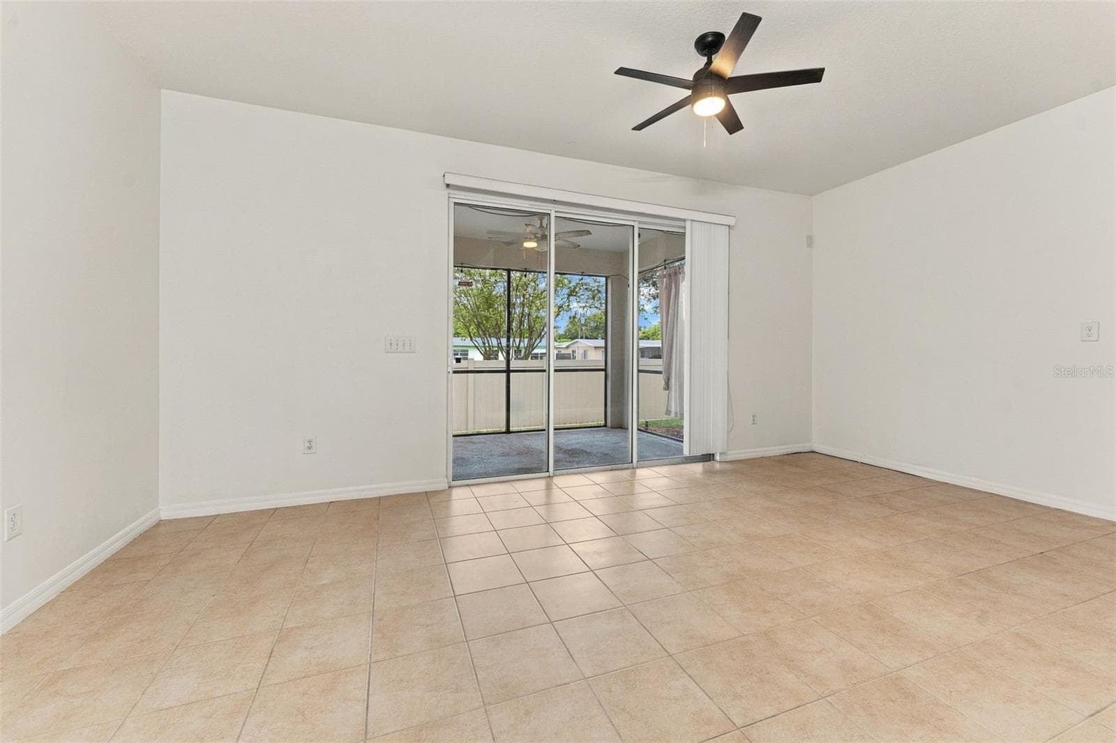 Townhouse at 4643 69TH PL N, PINELLAS PARK, photo 13 of 46