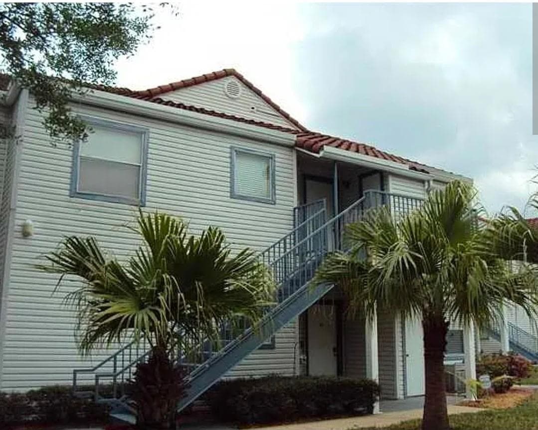 2532 WOODGATE BLVD #207