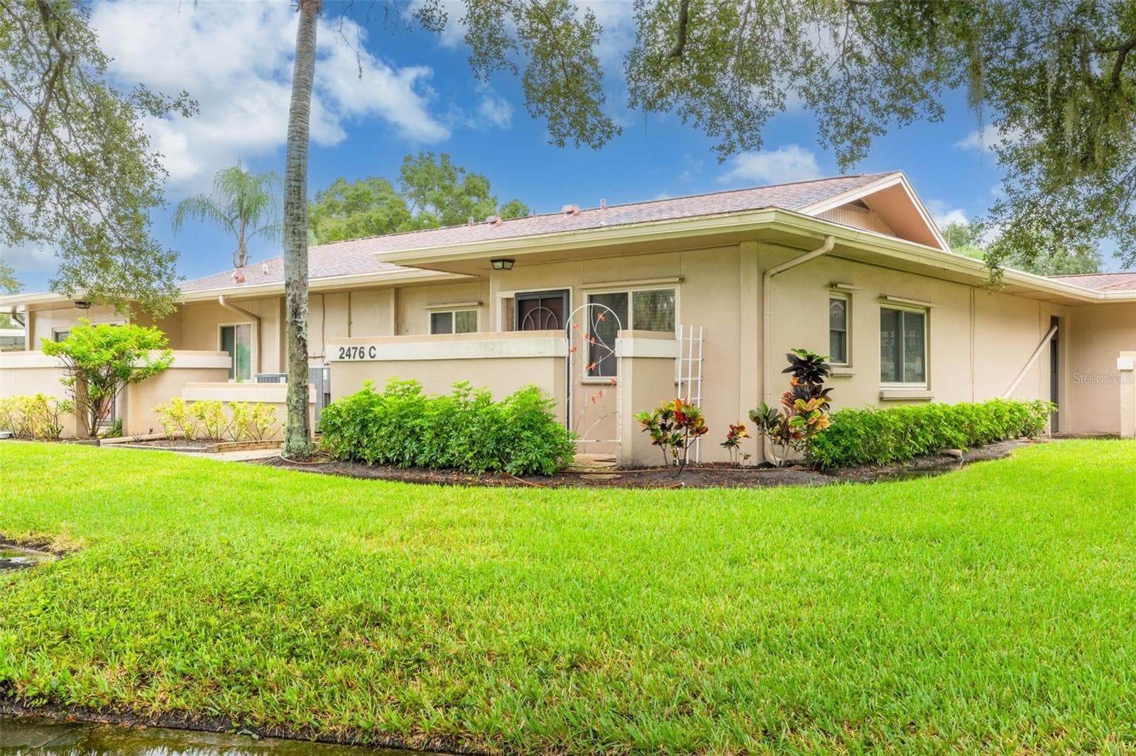Side View - 2476 LAURELWOOD DR #C, CLEARWATER