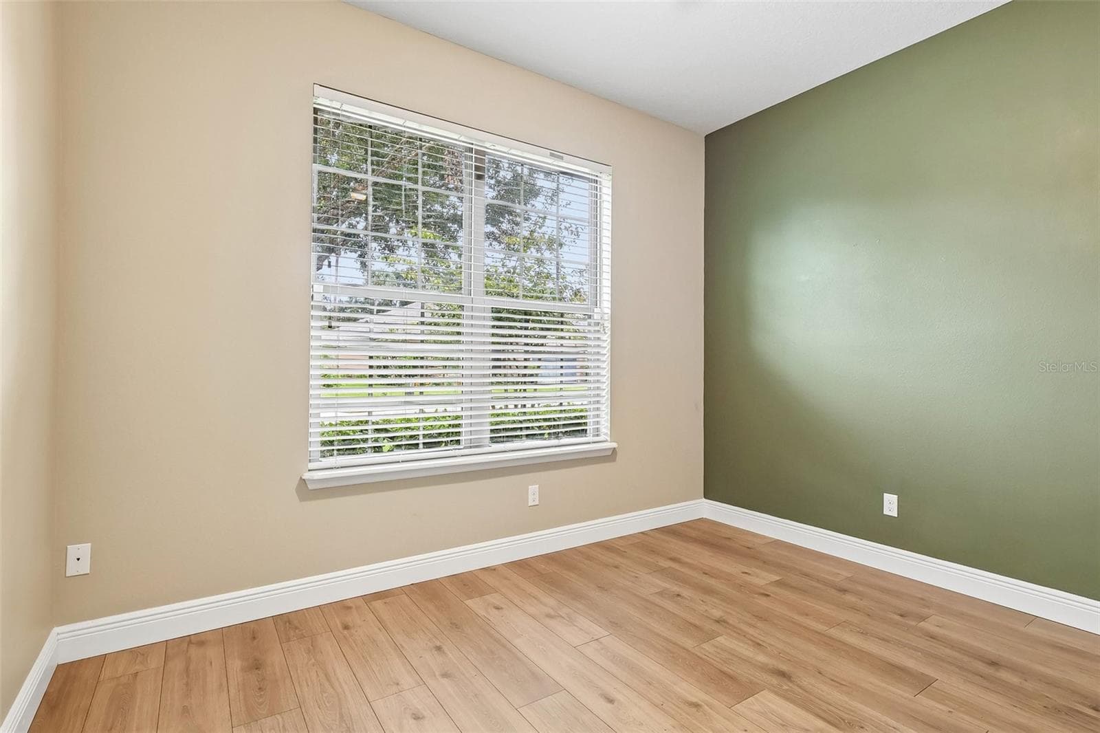 Single Family Residence at 123 MAGELLAN CT, DAVENPORT, photo 114 of 135