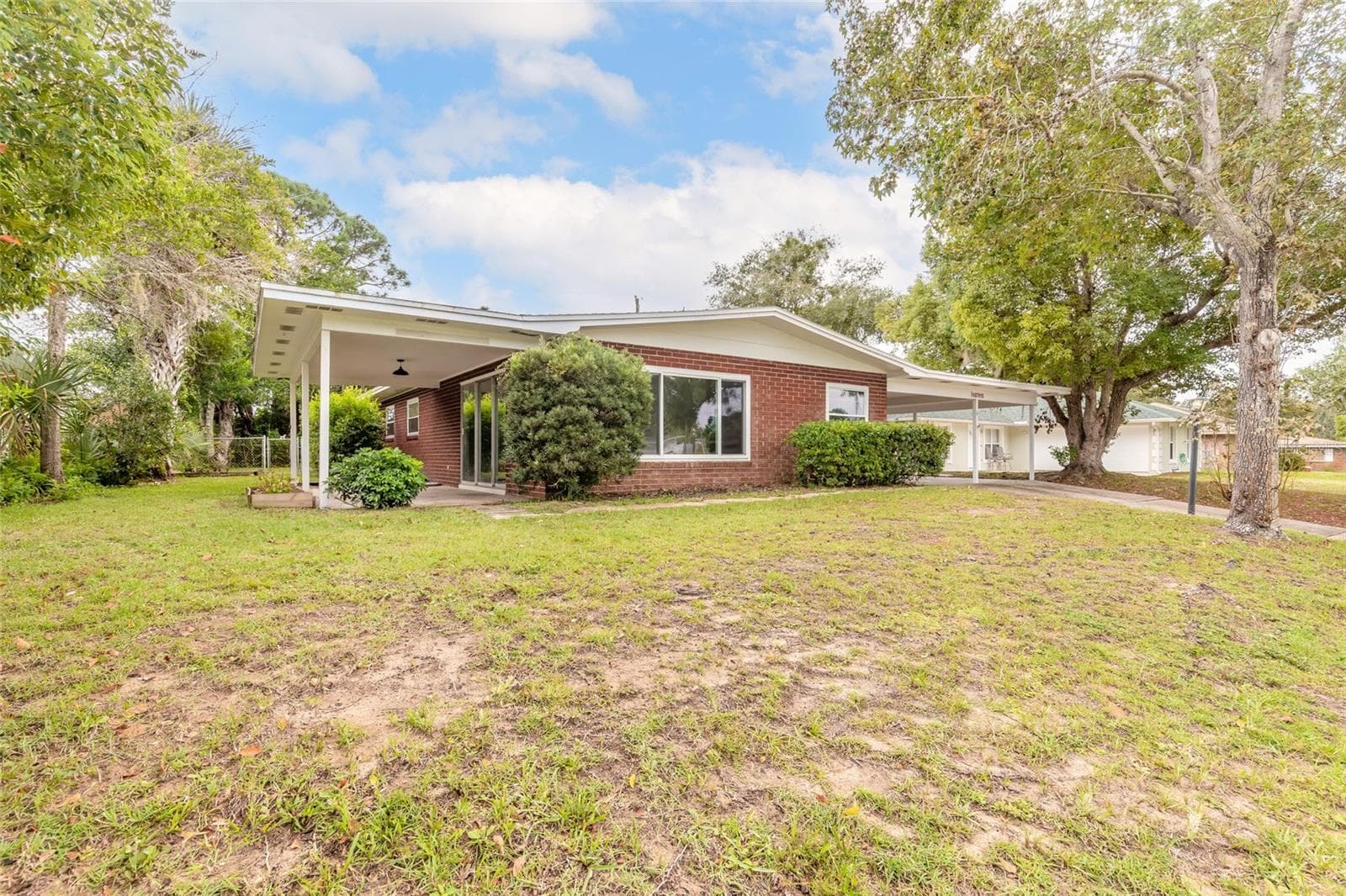 Single Family Residence at 14 LEE DR, EDGEWATER, photo 3 of 24