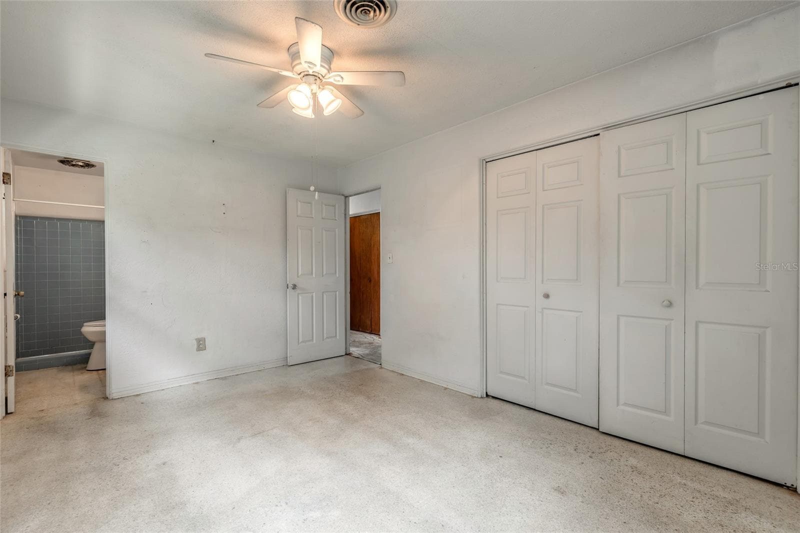 Single Family Residence at 14 LEE DR, EDGEWATER, photo 14 of 24