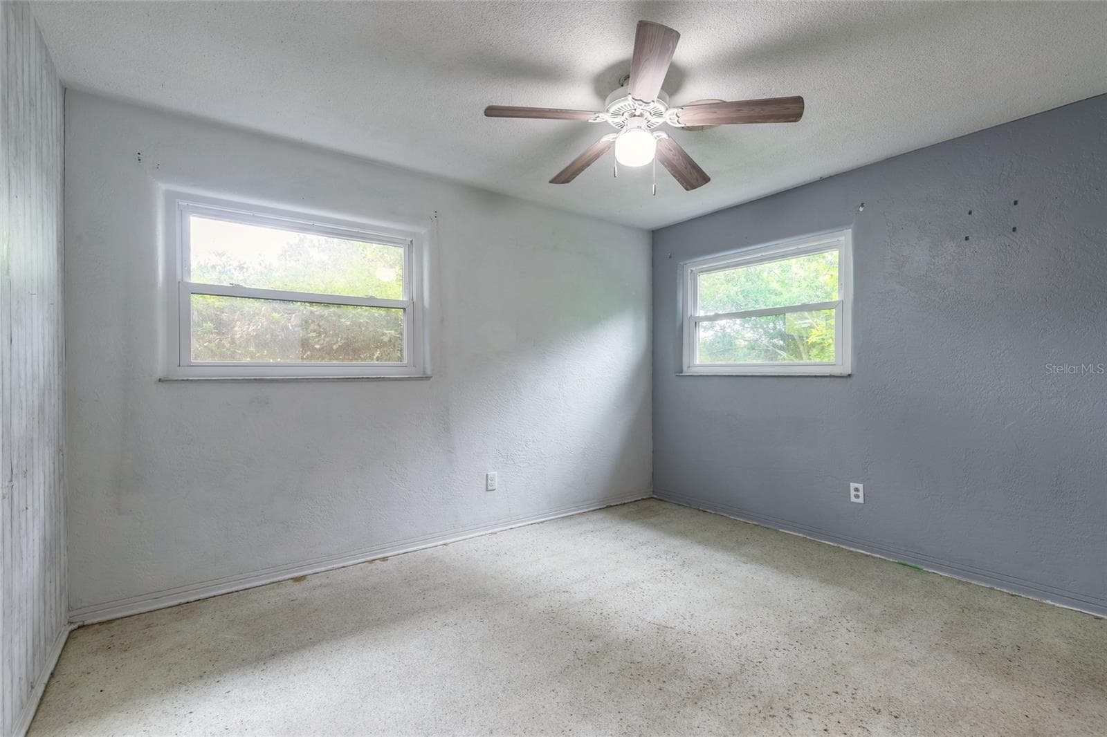 Single Family Residence at 14 LEE DR, EDGEWATER, photo 16 of 24