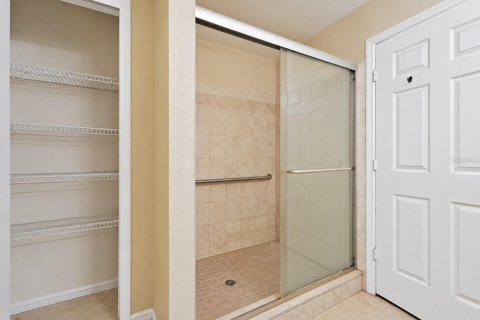 Single Family Residence at 13611 VANDERBILT RD, ODESSA, photo 28 of 40
