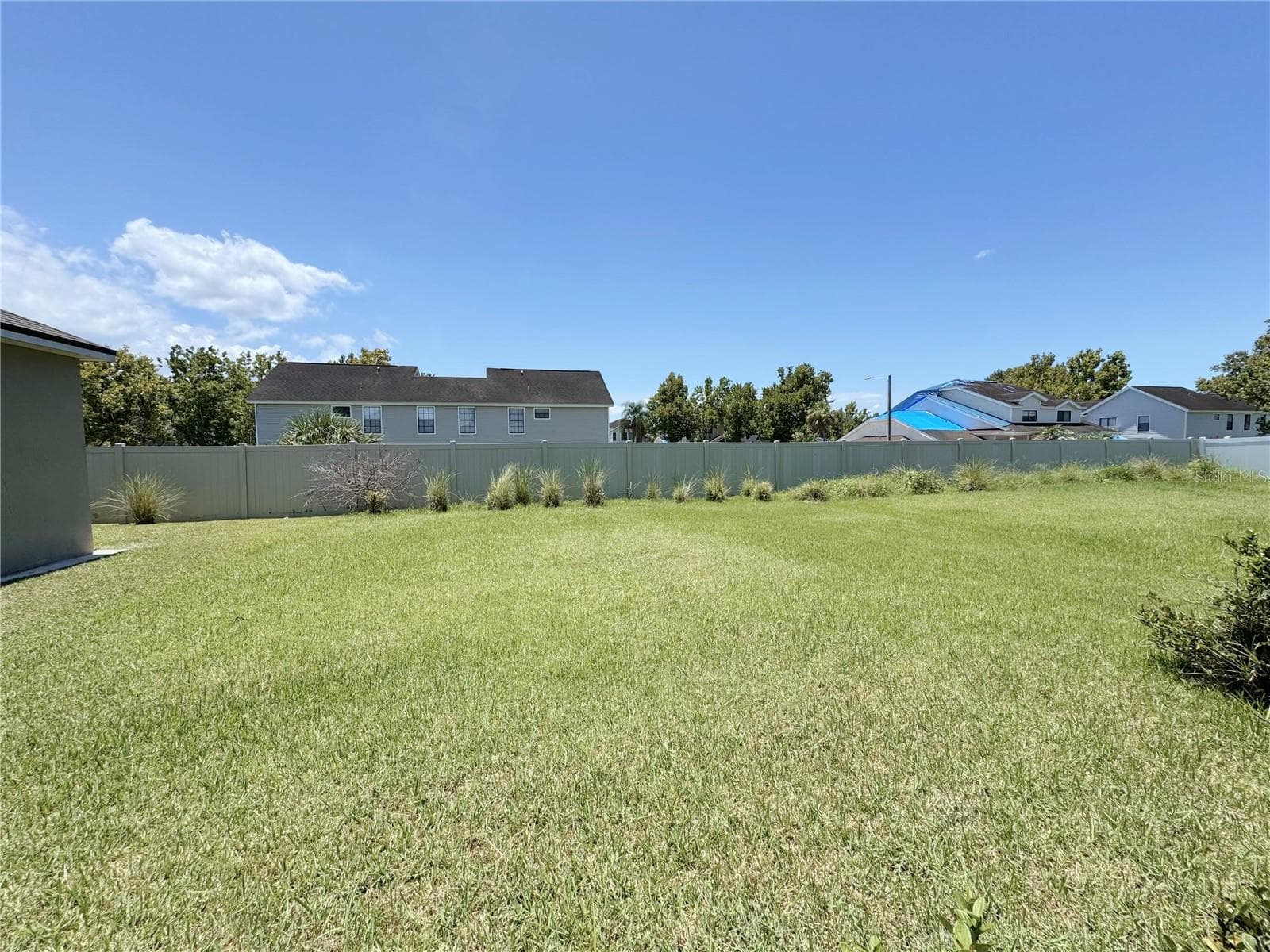 Single Family Residence at 2428 CHATEAU LOOP, KISSIMMEE, photo 29 of 42