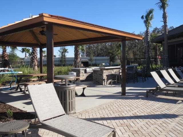 Single Family Residence at 2428 CHATEAU LOOP, KISSIMMEE, photo 40 of 42