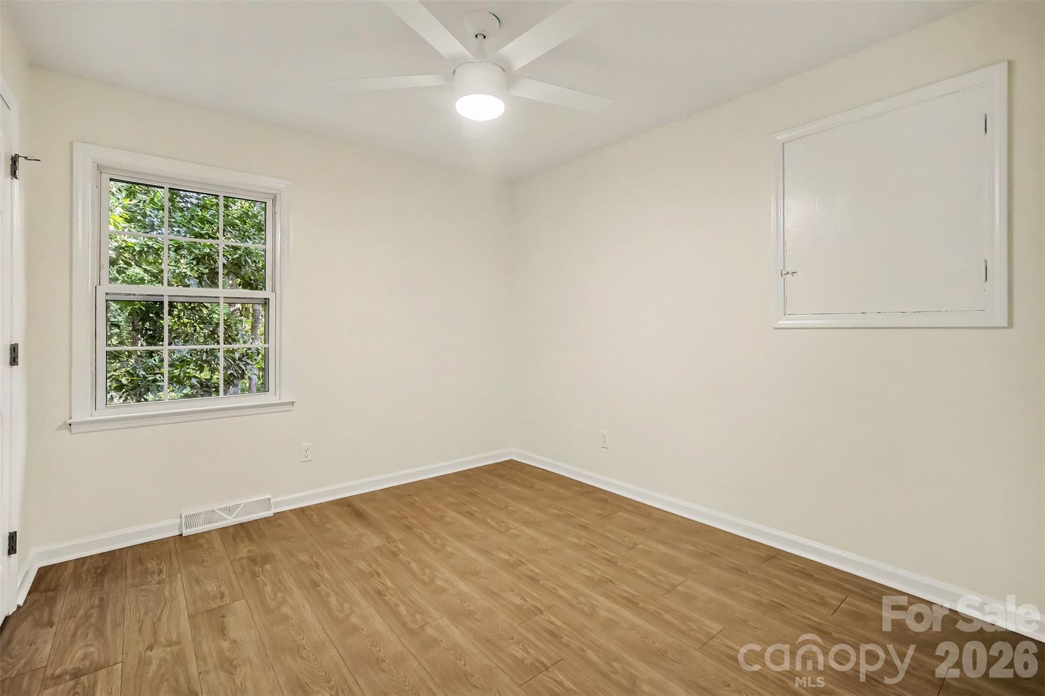 Third Bedroom - Charlotte