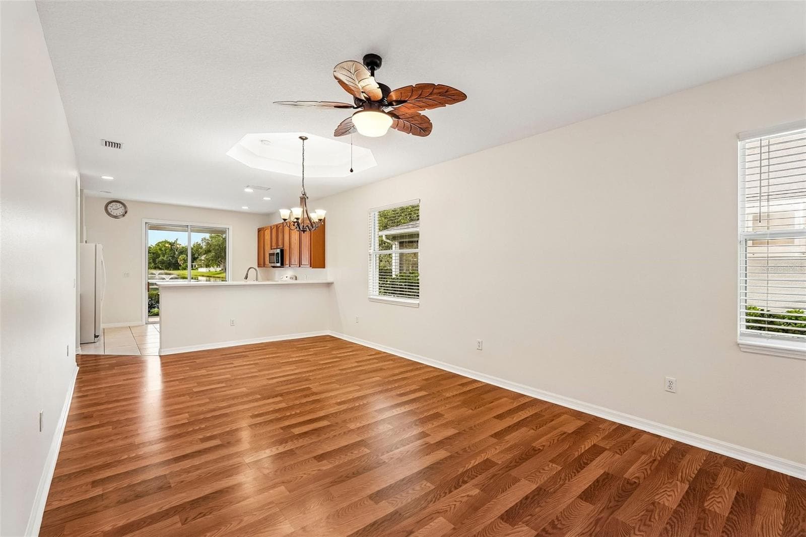 Single Family Residence at 1468 DARYL DR, SARASOTA, photo 8 of 29